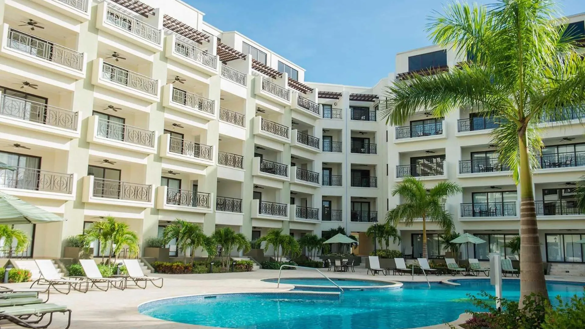Pc406 - Pool View - 1 Bedroom Perfect For A Couple - Close To Palm Beach - 1Br
