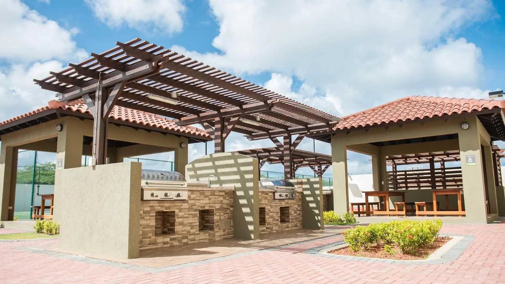 Pc406 - Pool View - 1 Bedroom Perfect For A Couple - Close To Palm Beach - 1Br Aruba