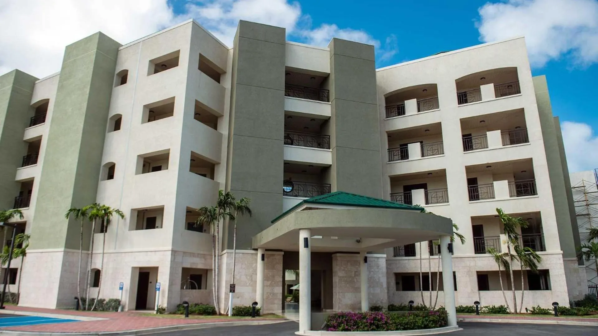 Pc406 - Pool View - 1 Bedroom Perfect For A Couple - Close To Palm Beach - 1Br Aruba