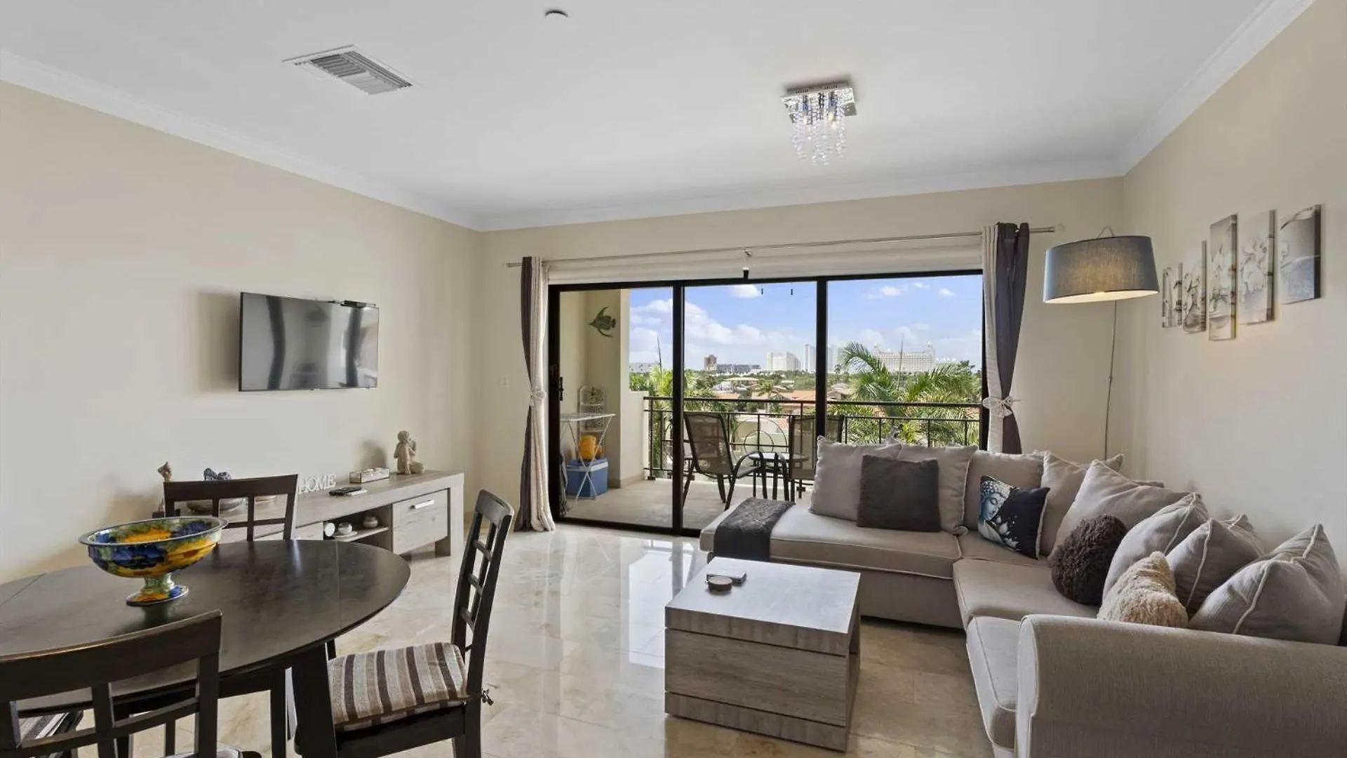Pc406 - Pool View - 1 Bedroom Perfect For A Couple - Close To Palm Beach - 1Br