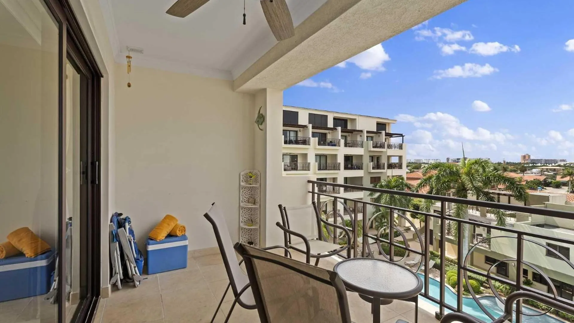 Pc406 - Pool View - 1 Bedroom Perfect For A Couple - Close To Palm Beach - 1Br