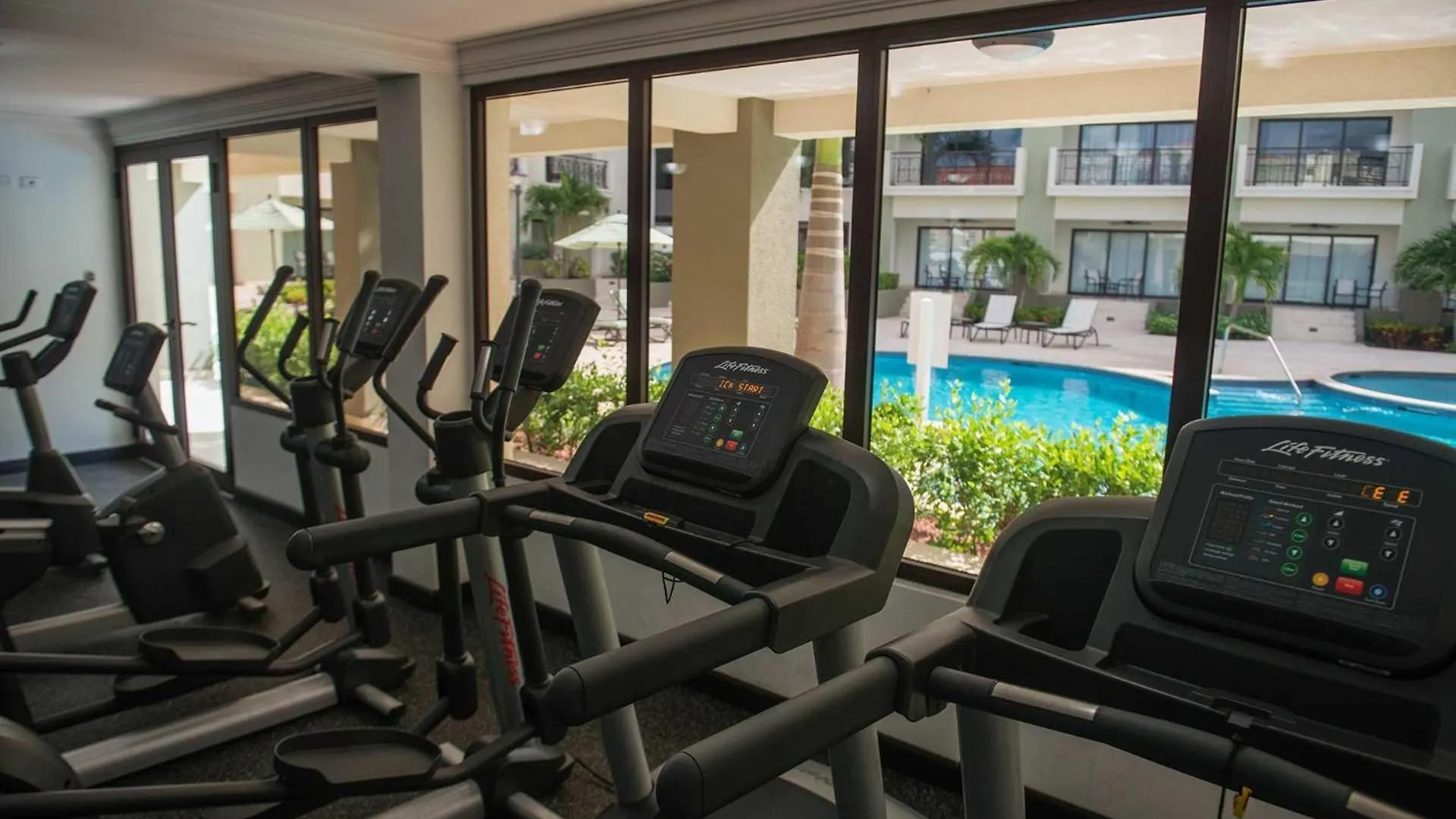 Pc406 - Pool View - 1 Bedroom Perfect For A Couple - Close To Palm Beach - 1Br 0*,  Aruba
